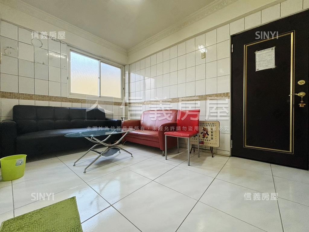 近中國醫一中稀有三樓公寓房屋室內格局與周邊環境