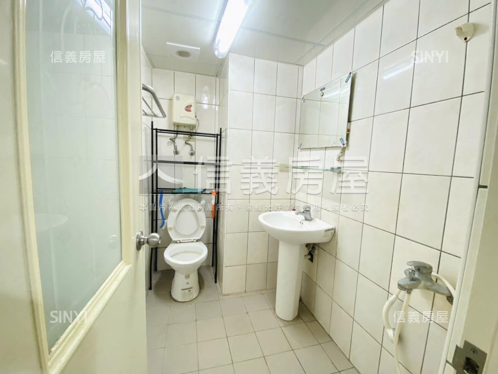 近中國醫一中稀有三樓公寓房屋室內格局與周邊環境