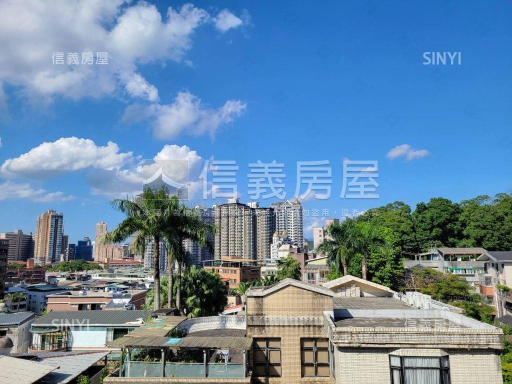 近交流道三面採光大空間房屋室內格局與周邊環境