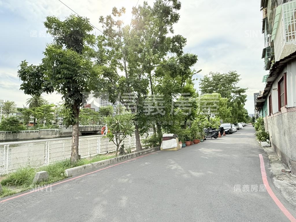 五甲商圈近捷運站美三房房屋室內格局與周邊環境