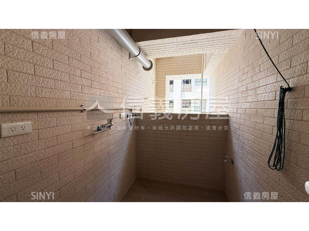 誠售全新三房平車附充電樁房屋室內格局與周邊環境