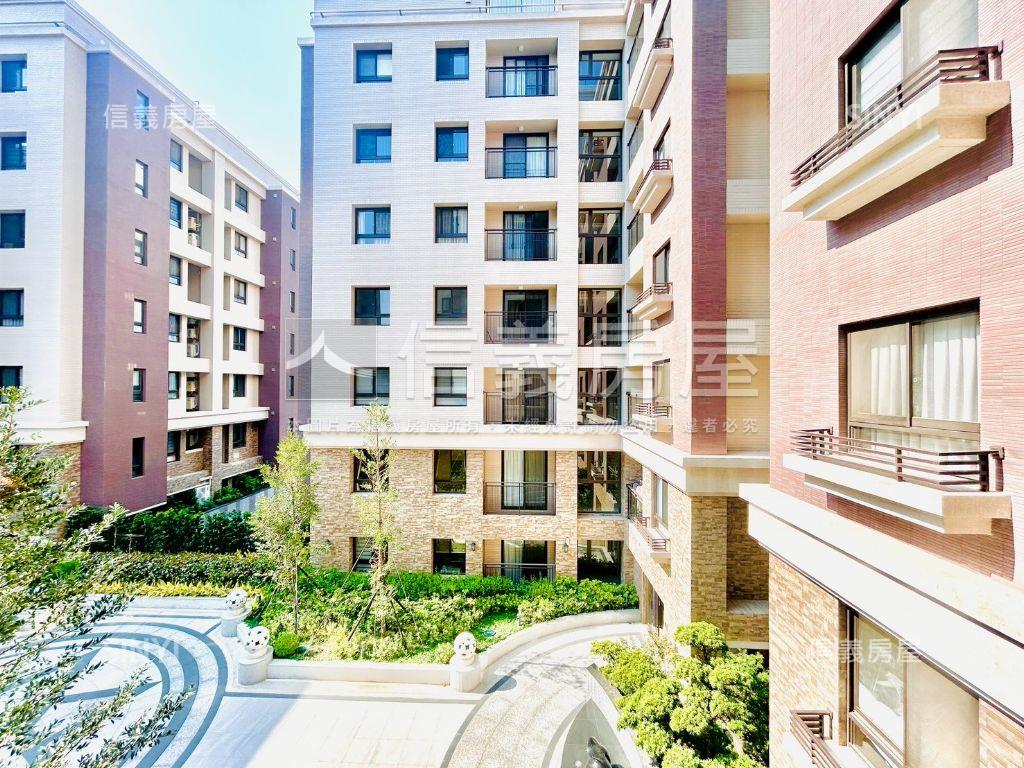 誠售全新三房平車附充電樁房屋室內格局與周邊環境