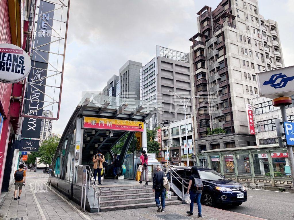 台北鄉廈森林景觀四房房屋室內格局與周邊環境