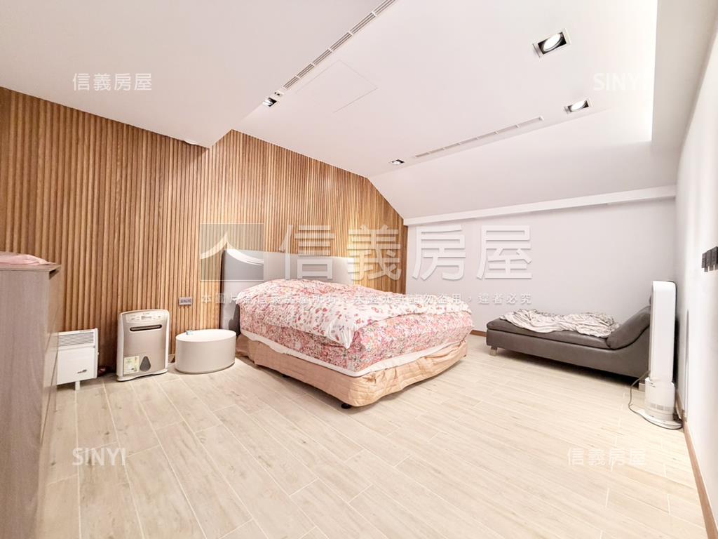 薇閣帝王別墅房屋室內格局與周邊環境