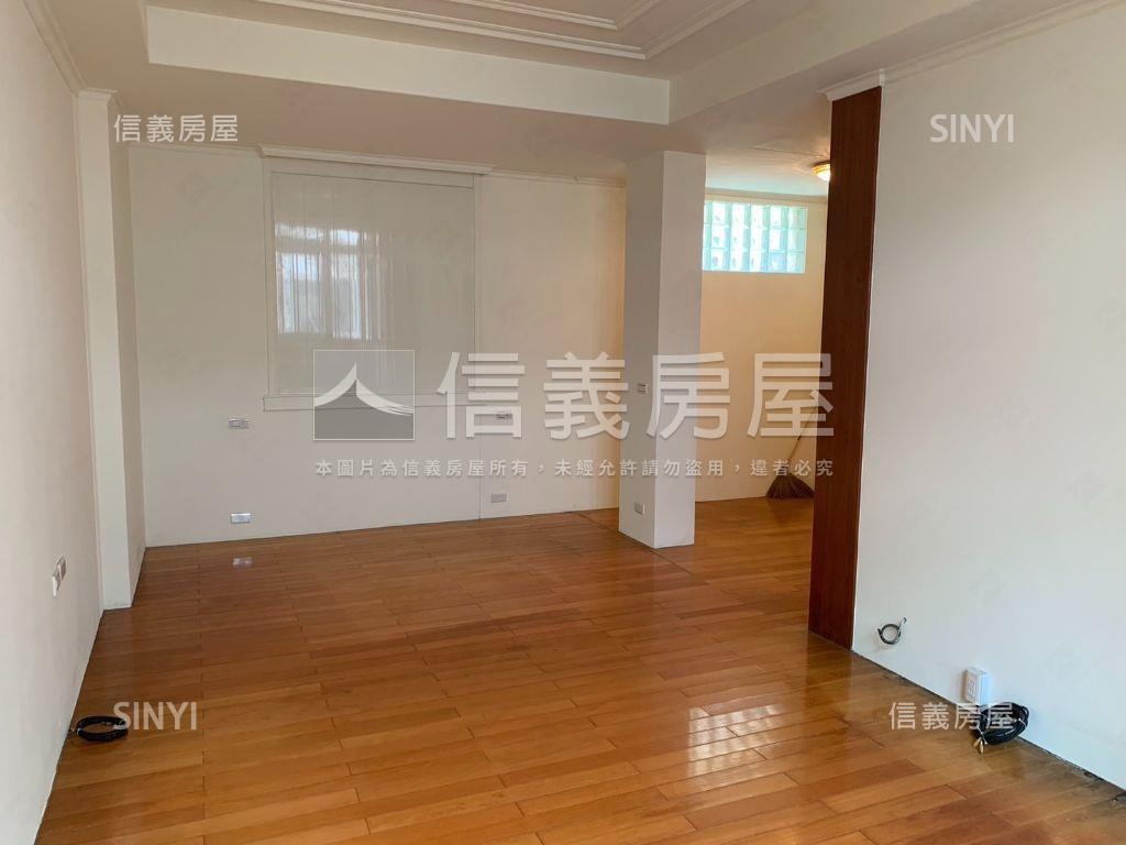 仁愛市心典雅面寬豪墅房屋室內格局與周邊環境