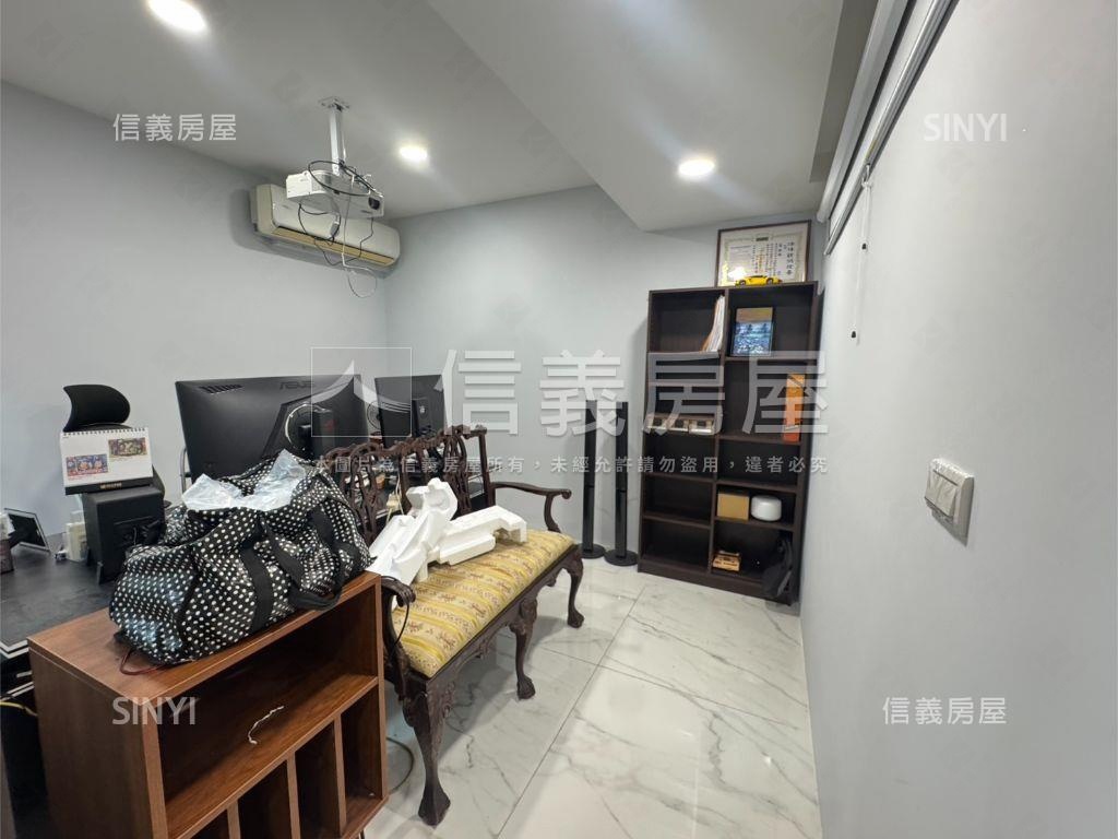 美寓黃金三樓房屋室內格局與周邊環境