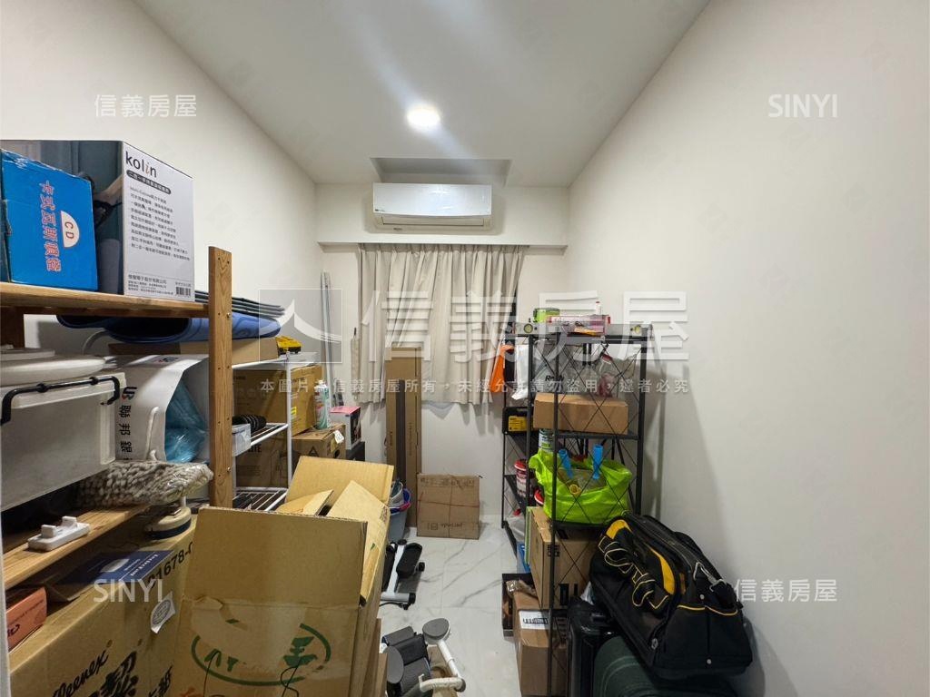 美寓黃金三樓房屋室內格局與周邊環境