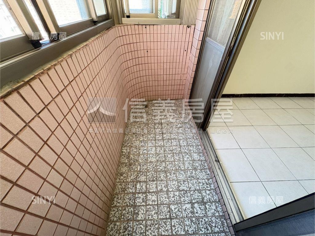 朋莊，美視野三房＆車位房屋室內格局與周邊環境