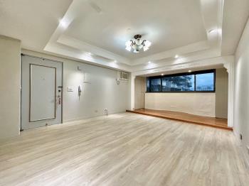 稀有秀山電梯四房平面車位