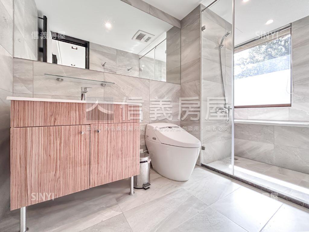 專任‧頂級精裝合康雲極房屋室內格局與周邊環境