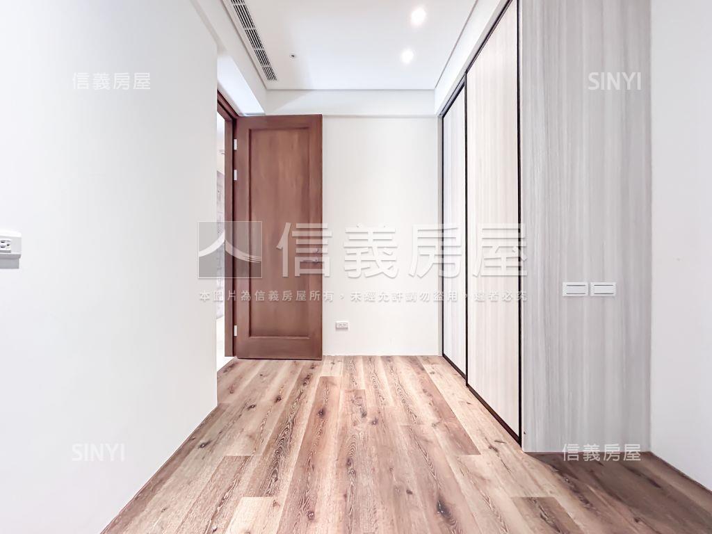 專任‧頂級精裝合康雲極房屋室內格局與周邊環境