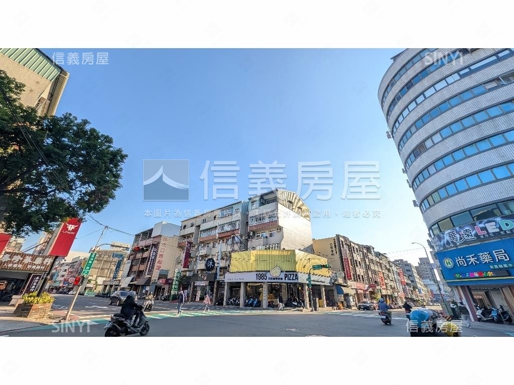 近捷運大面寬辦公店面房屋室內格局與周邊環境