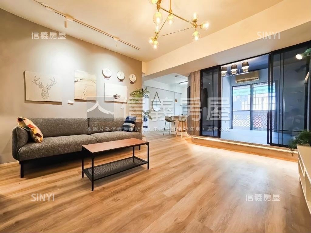 文心皇家捷運站美三房房屋室內格局與周邊環境