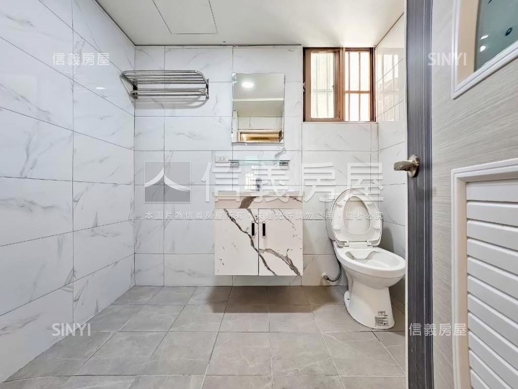 文心皇家捷運站美三房房屋室內格局與周邊環境