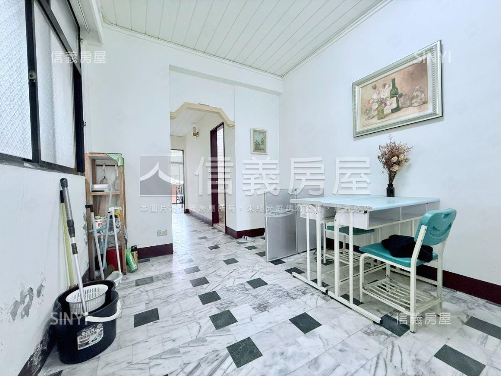 近水湳中醫校區三面採光讚房屋室內格局與周邊環境