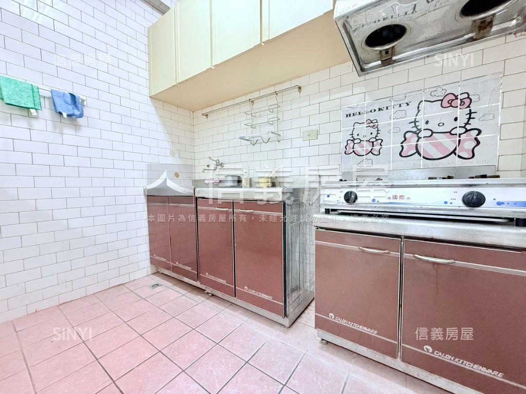 近水湳中醫校區三面採光讚房屋室內格局與周邊環境