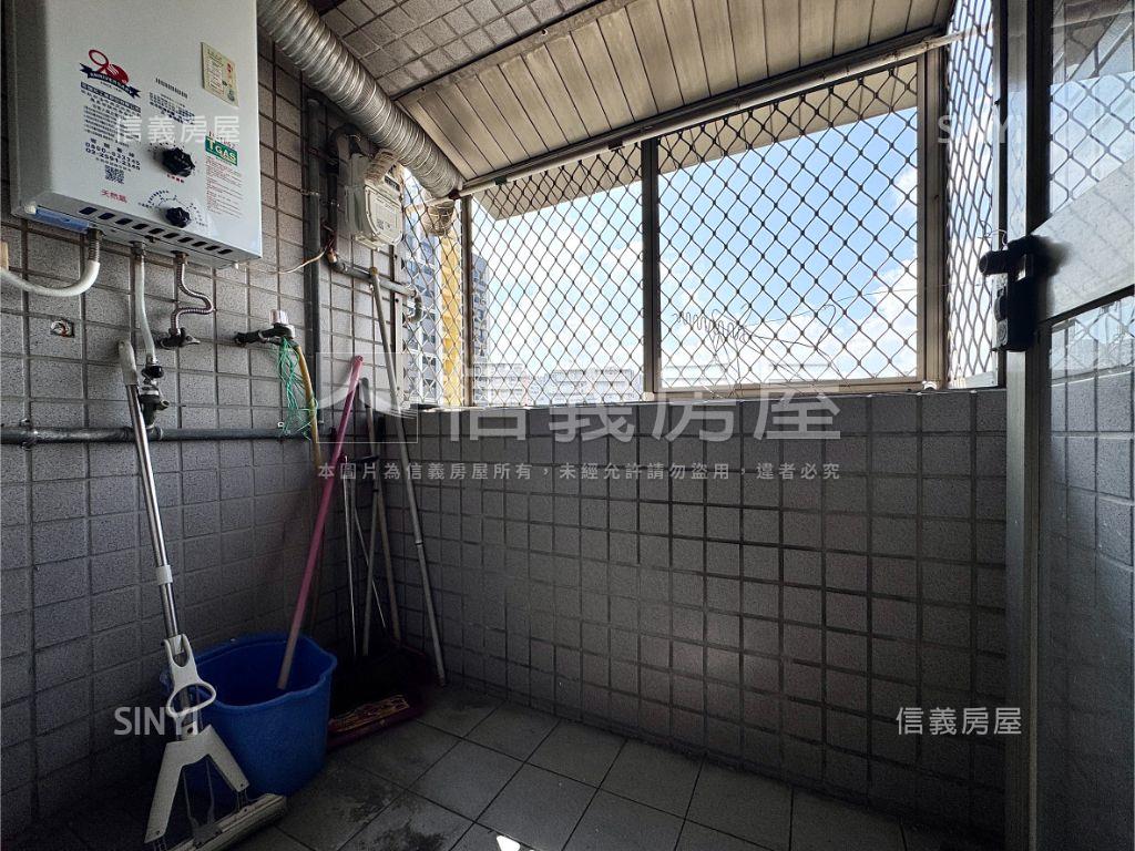 近高鐵悠靜三房車位房屋室內格局與周邊環境