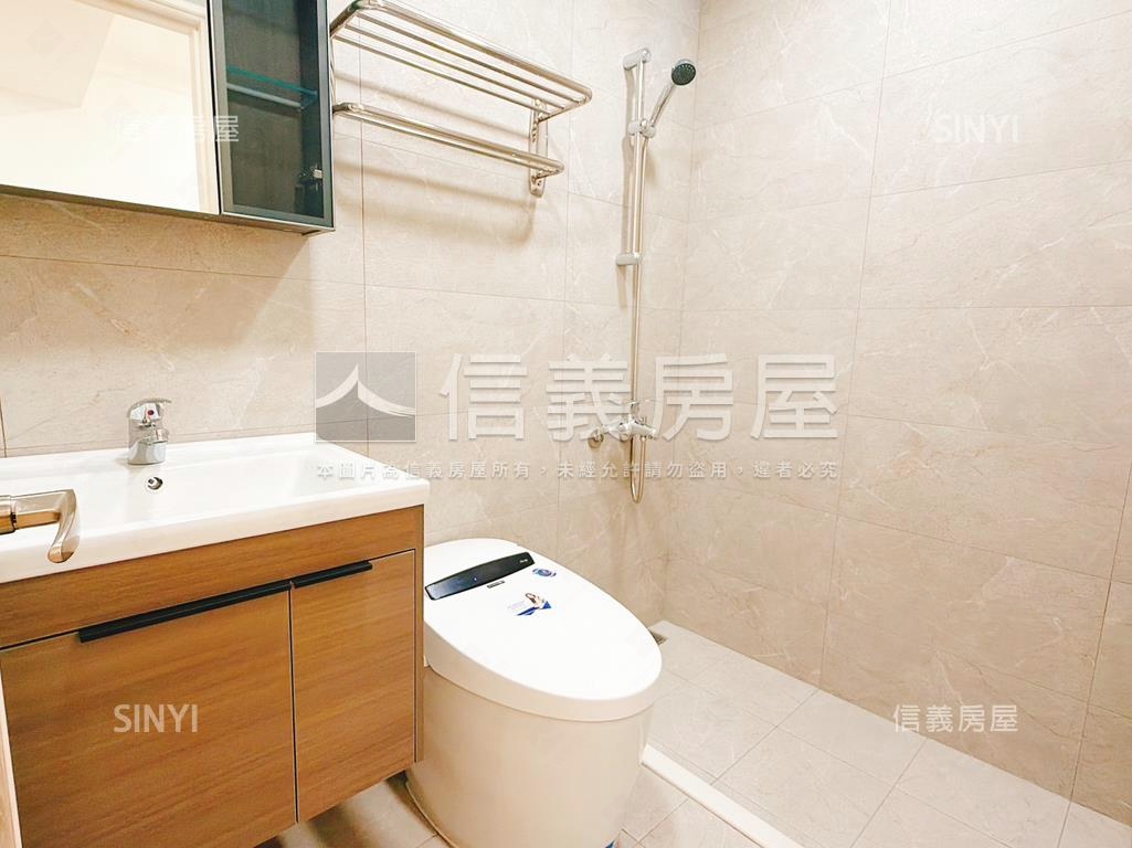 全新整理公寓２樓房屋室內格局與周邊環境