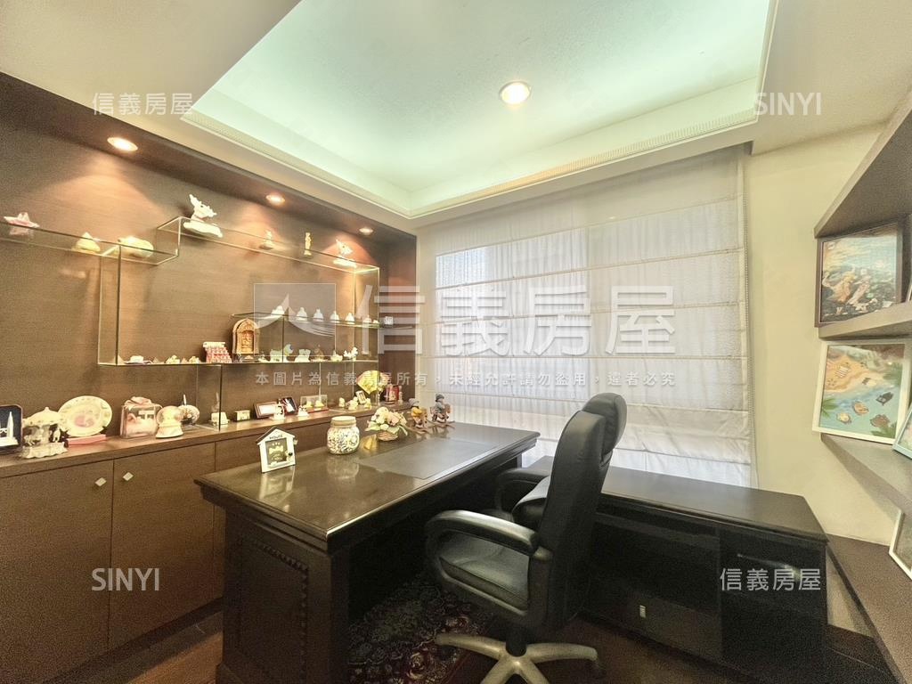 風呂。溫馨精美宅房屋室內格局與周邊環境