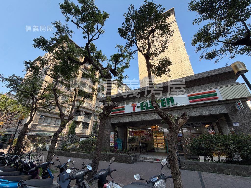 僑愛三房車位房屋室內格局與周邊環境