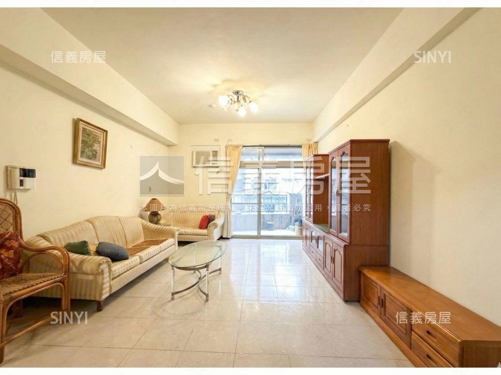 僑愛三房車位房屋室內格局與周邊環境