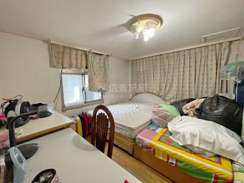 國光邊間三房公寓房屋室內格局與周邊環境