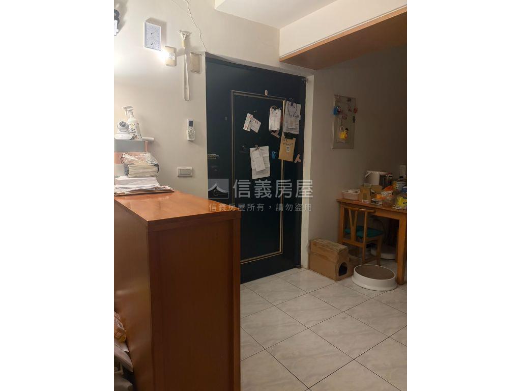 稀有☆台北新都凱撒區三房房屋室內格局與周邊環境