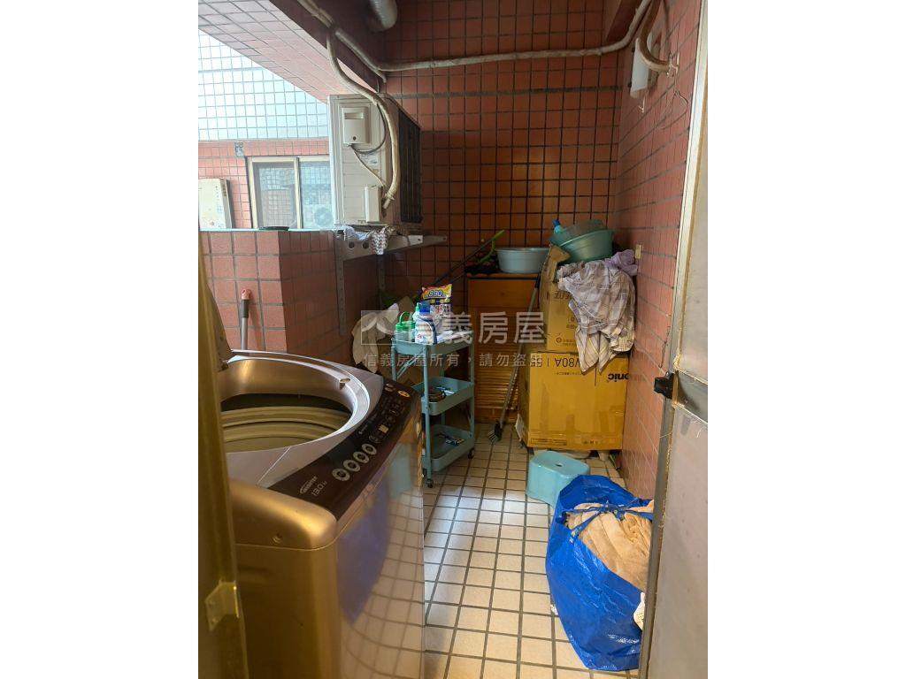 稀有☆台北新都凱撒區三房房屋室內格局與周邊環境