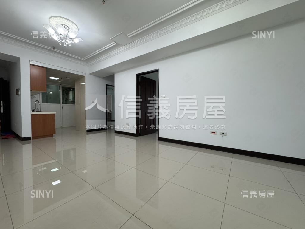 機捷６年兩間三房大戶房屋室內格局與周邊環境