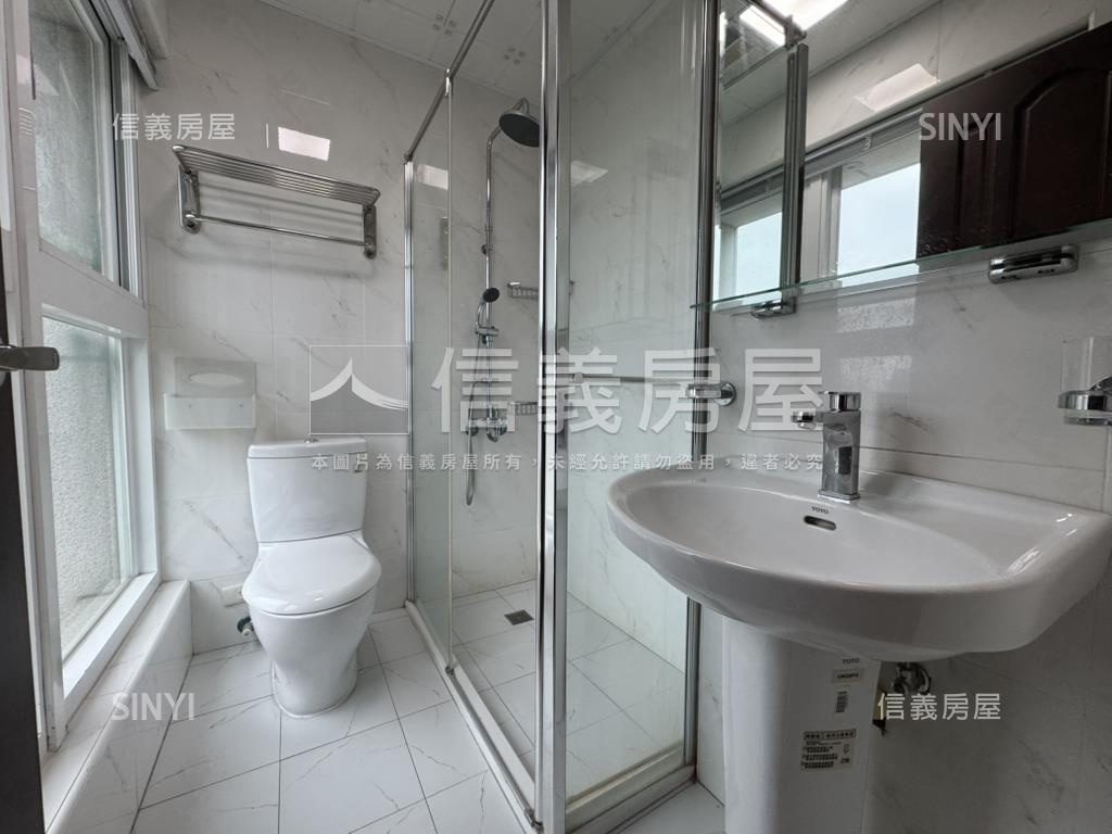 機捷６年兩間三房大戶房屋室內格局與周邊環境