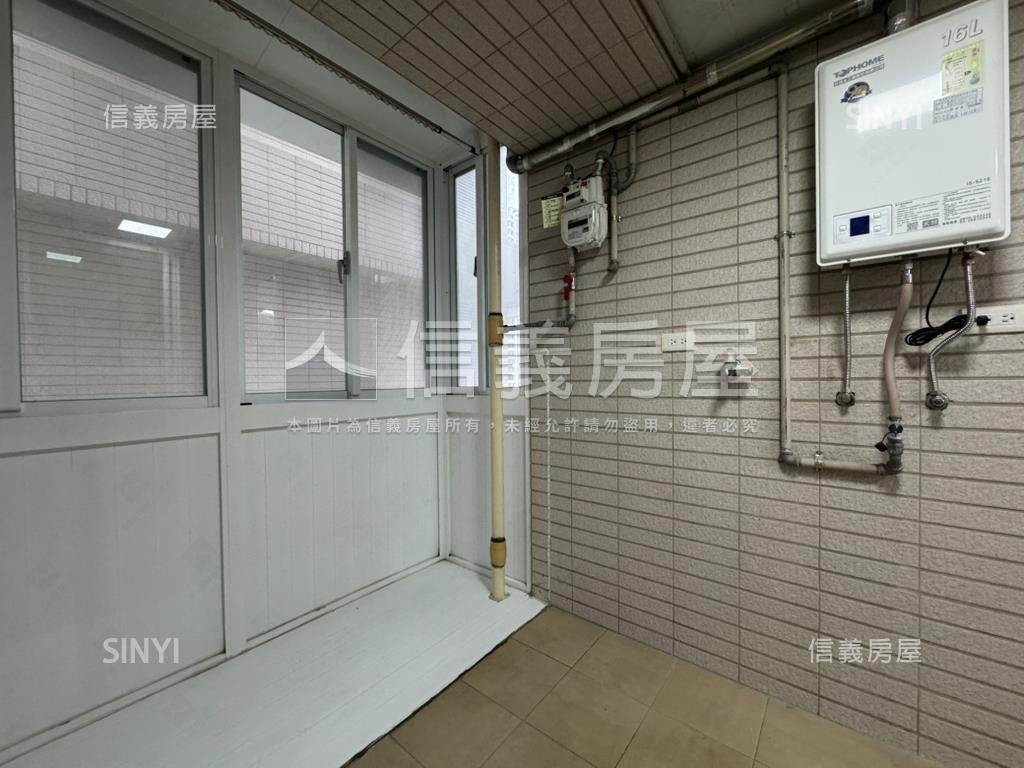 機捷６年兩間三房大戶房屋室內格局與周邊環境