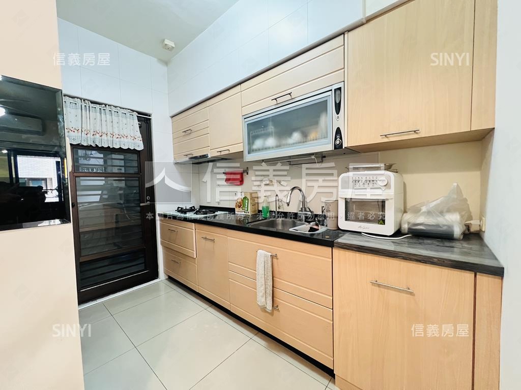 龍騰首席雅緻三房平車房屋室內格局與周邊環境