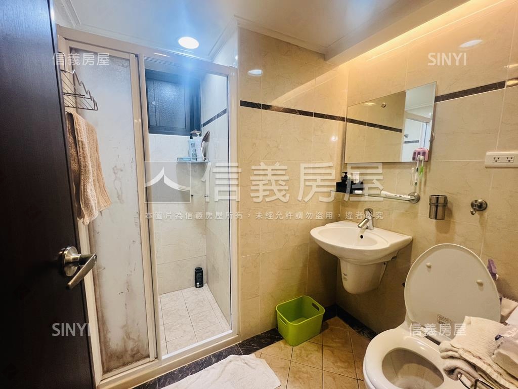 龍騰首席雅緻三房平車房屋室內格局與周邊環境