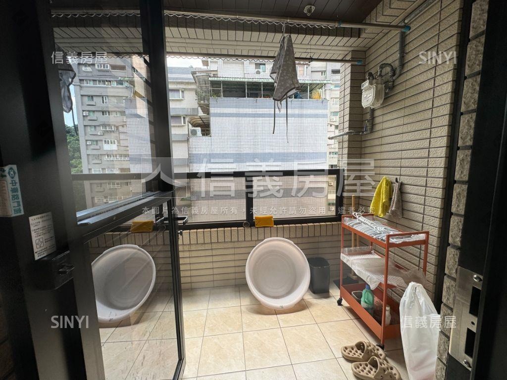 馥麗第三房車位豪邸房屋室內格局與周邊環境