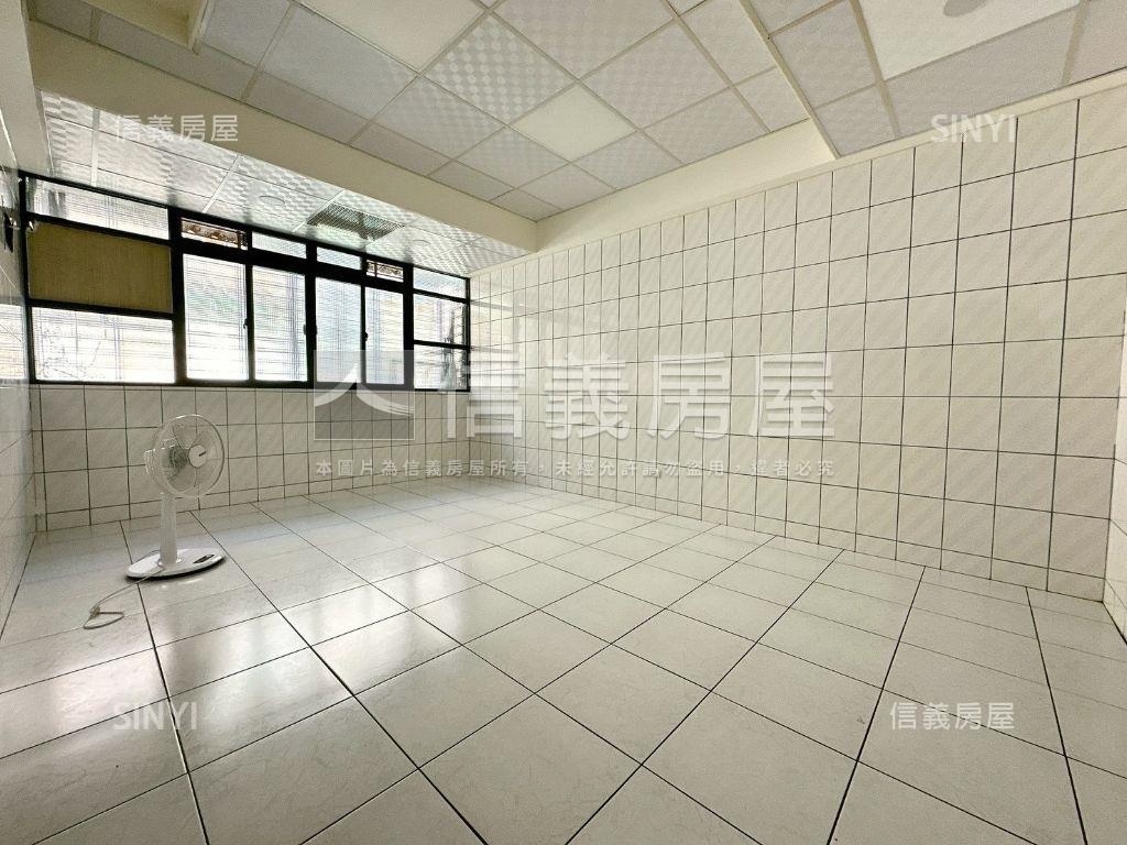 新埔雙捷二樓美寓３＋１房屋室內格局與周邊環境