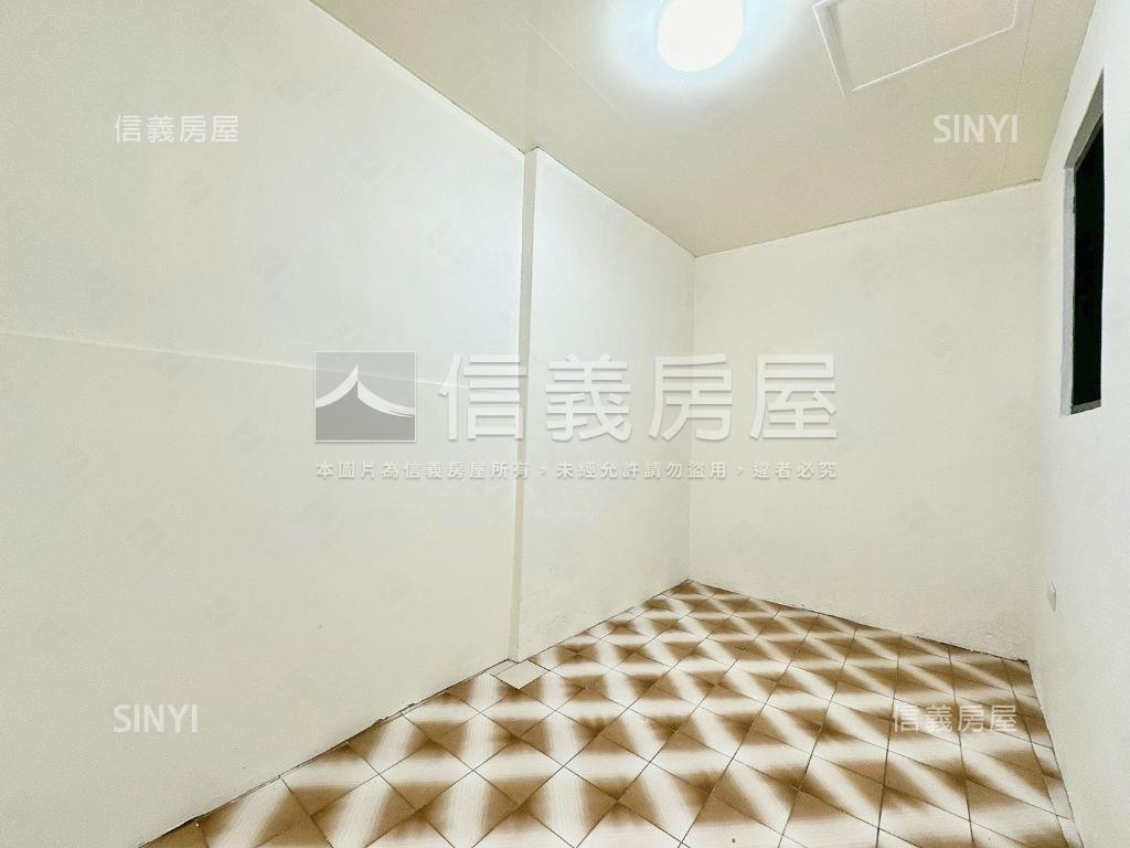 新埔雙捷二樓美寓３＋１房屋室內格局與周邊環境