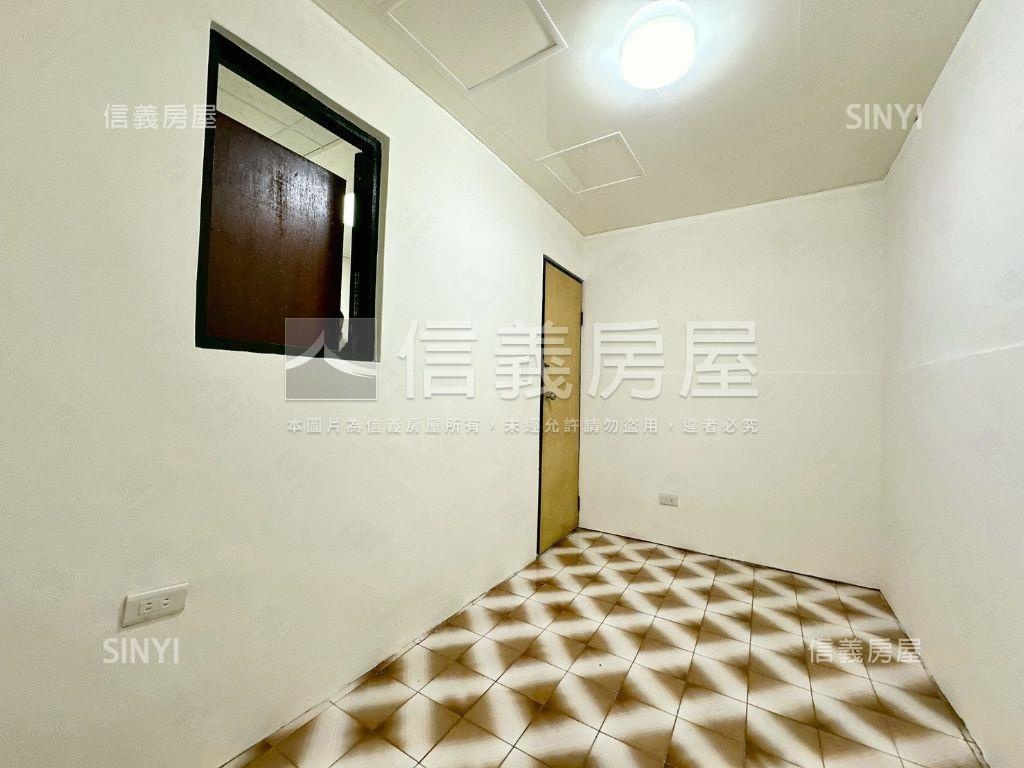 新埔雙捷二樓美寓３＋１房屋室內格局與周邊環境