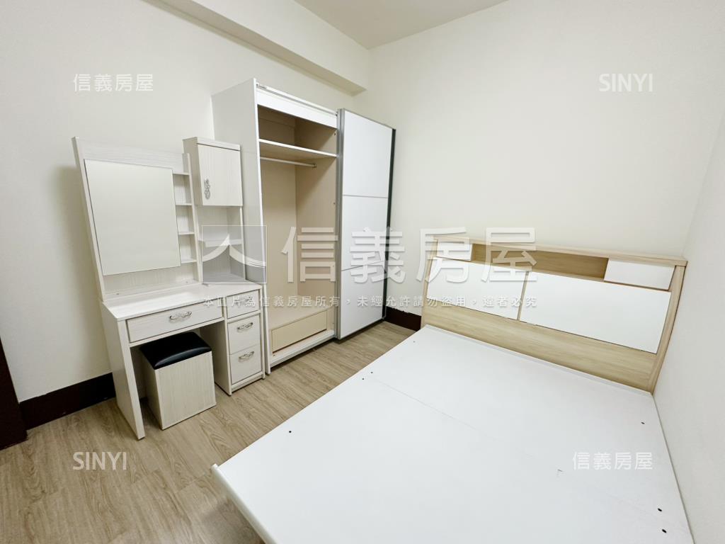 中正公寓２樓房屋室內格局與周邊環境