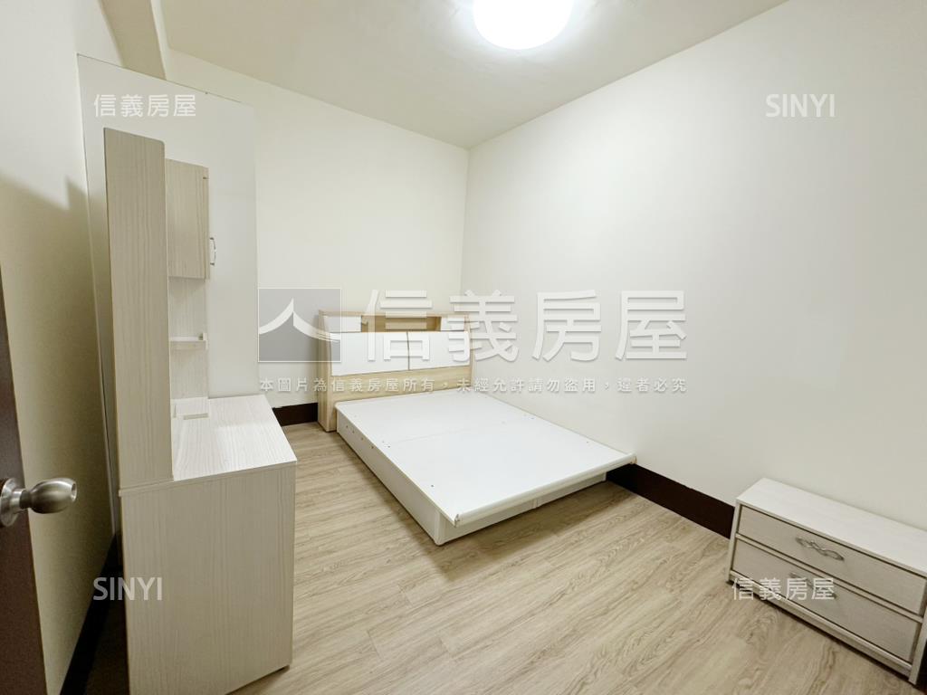 中正公寓２樓房屋室內格局與周邊環境