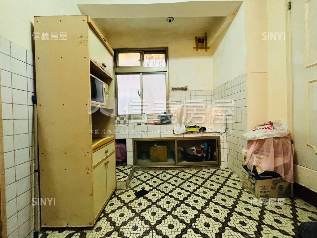 低總價！市民街二樓兩房房屋室內格局與周邊環境