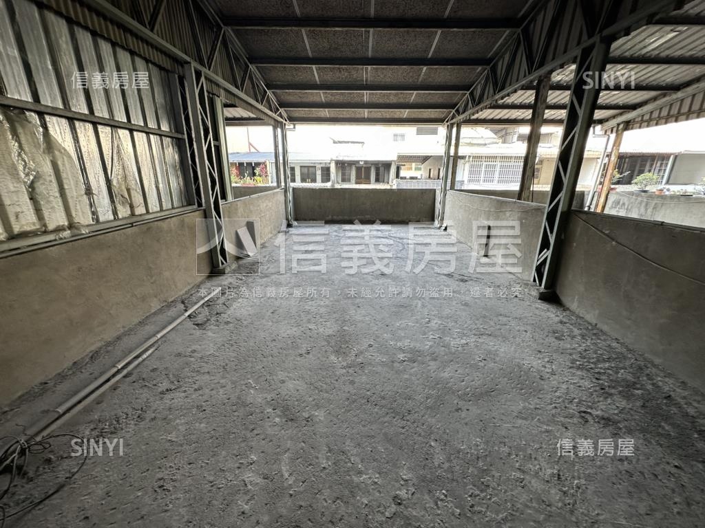 楠陽國小８米活巷透店房屋室內格局與周邊環境