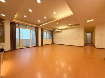 雨聲街靜巷大空間美屋