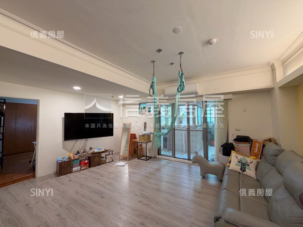 稀有博士郡大３房坪車房屋室內格局與周邊環境