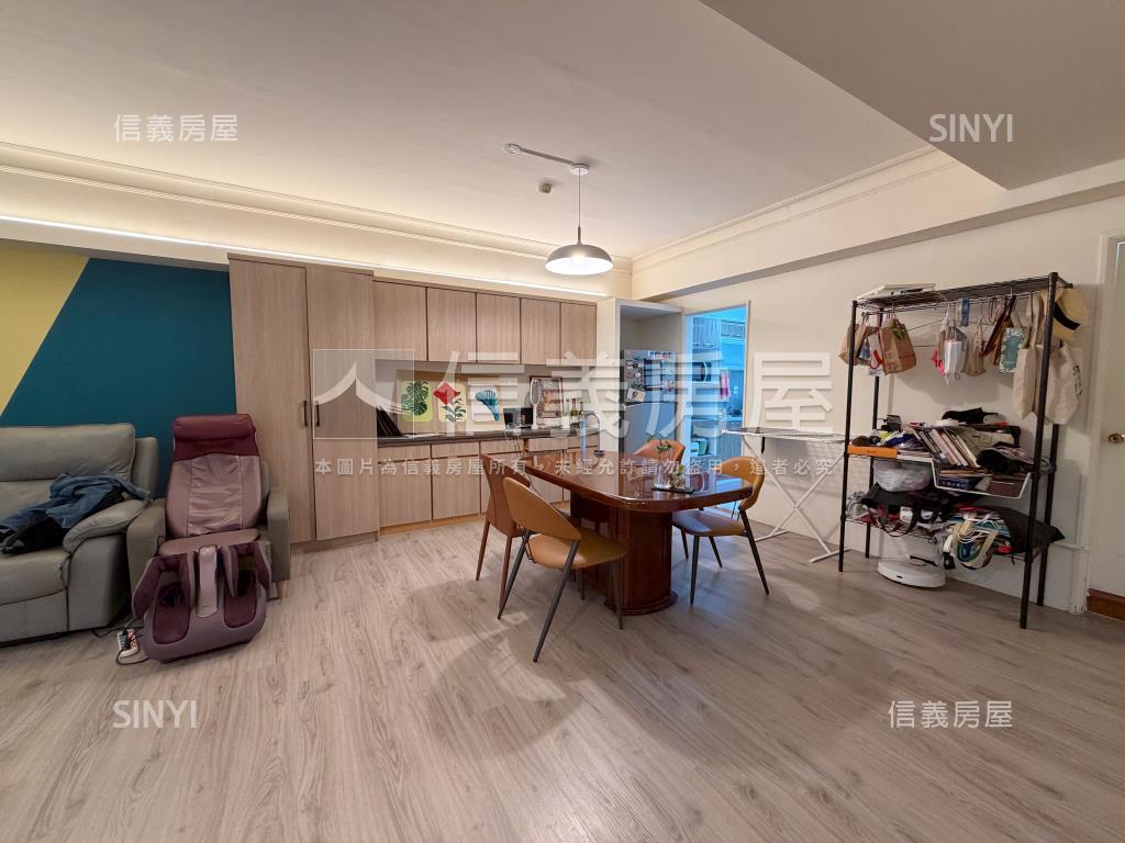 稀有博士郡大３房坪車房屋室內格局與周邊環境