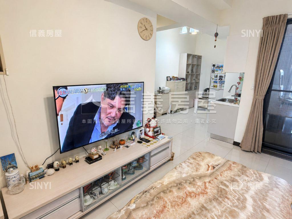 潤隆稀有雙陽台三房平車房屋室內格局與周邊環境