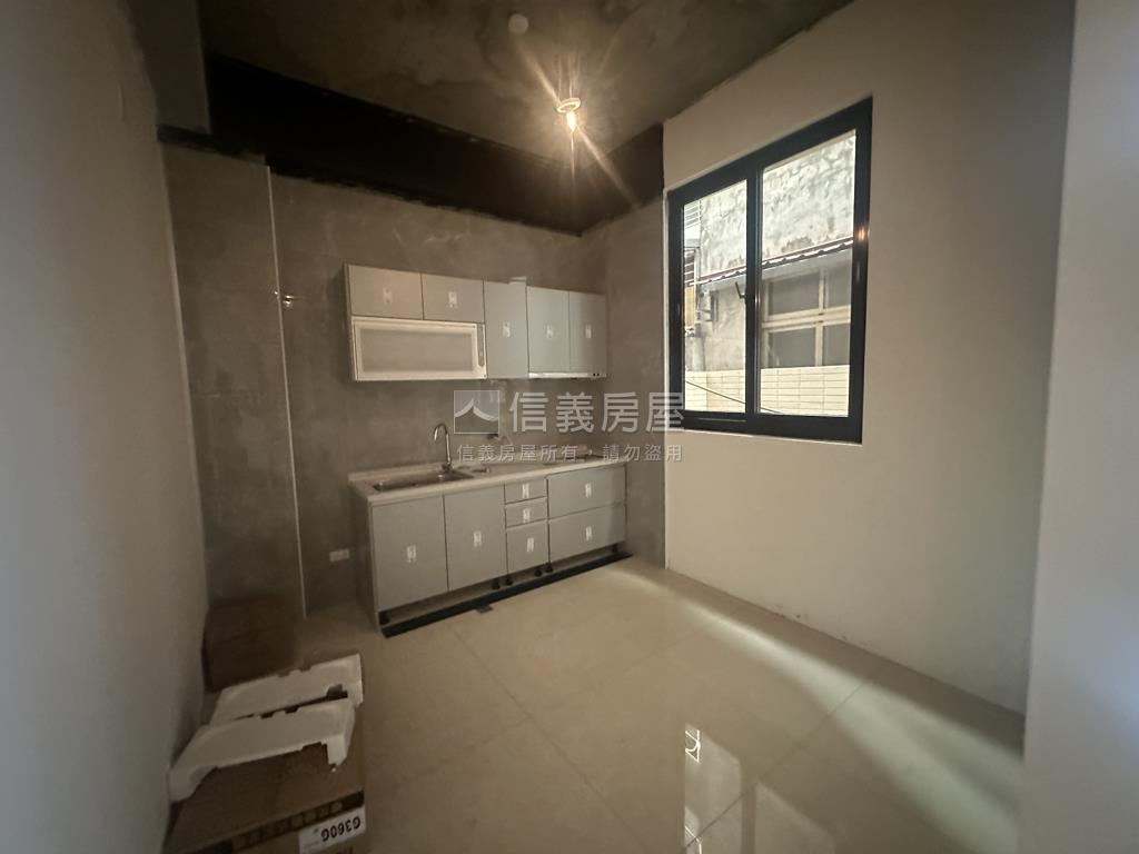 近內柵國小優質電梯別墅房屋室內格局與周邊環境