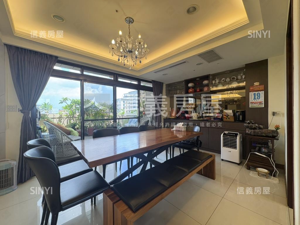 秀朗晶悅尊爵豪邸樓中樓房屋室內格局與周邊環境