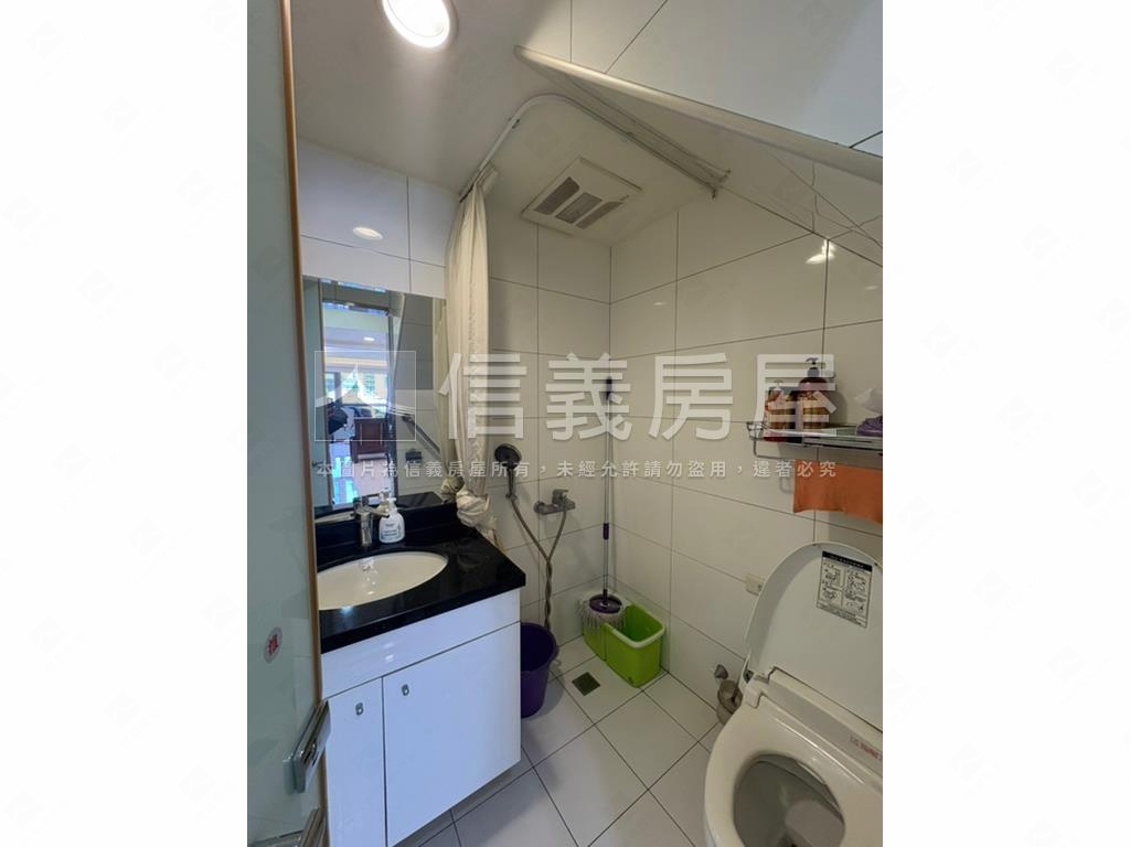 秀朗晶悅尊爵豪邸樓中樓房屋室內格局與周邊環境