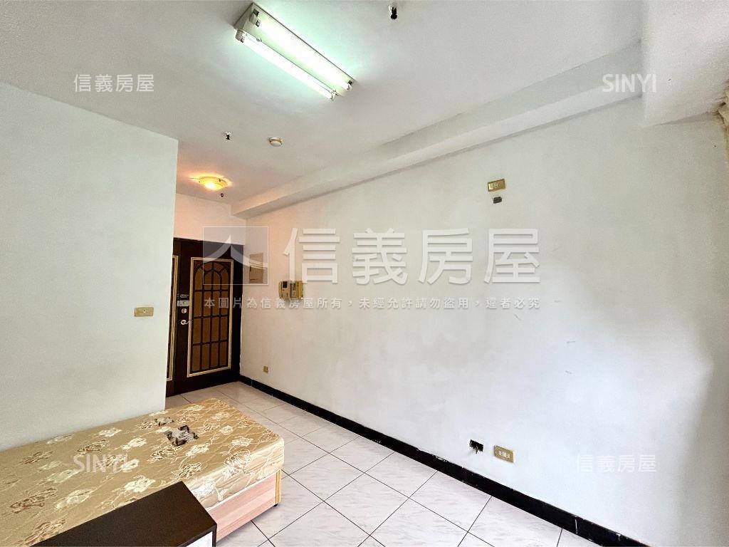捷運萬大線第一期套房房屋室內格局與周邊環境
