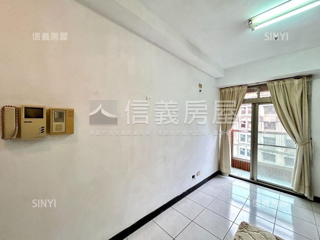 捷運萬大線第一期套房房屋室內格局與周邊環境